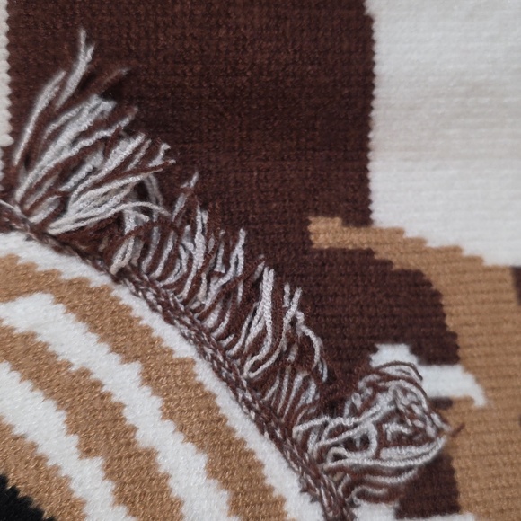 Calligraphie Dachshund Dog Intarsia Knit Crew Neck Sweater Cream Brown Medium - Picture 7 of 17